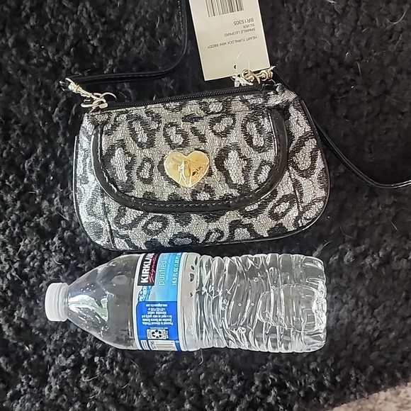 Betsey Johnson Mini Purse - Picture 3 of 5